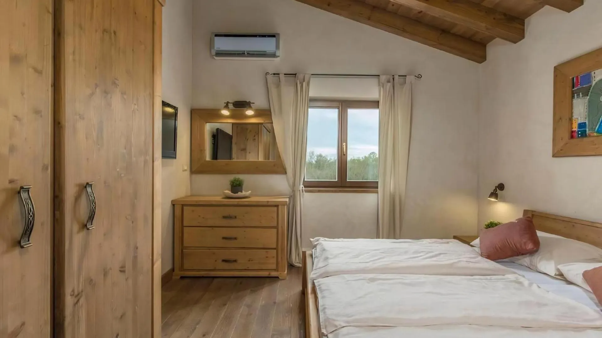 Holiday home Villa Dali Jursici