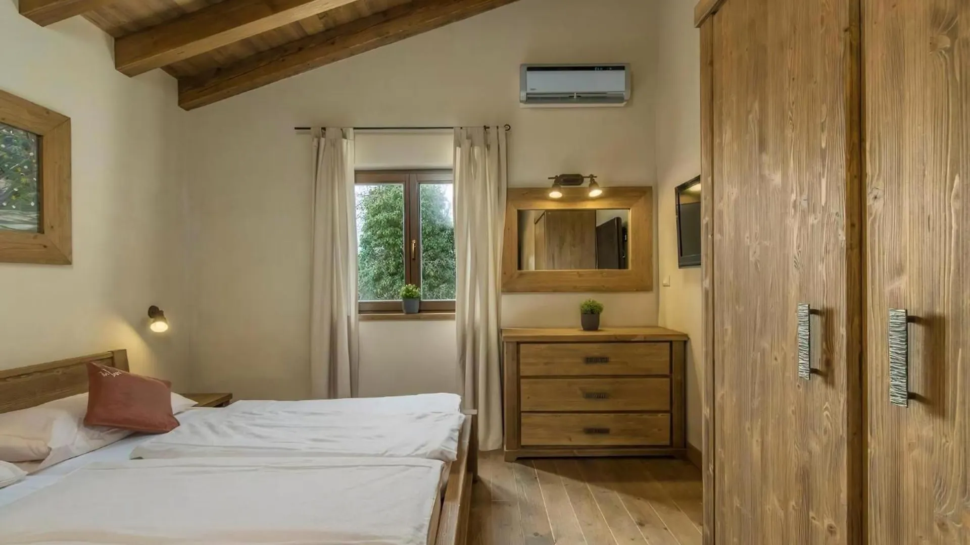 Holiday home Villa Dali Jursici